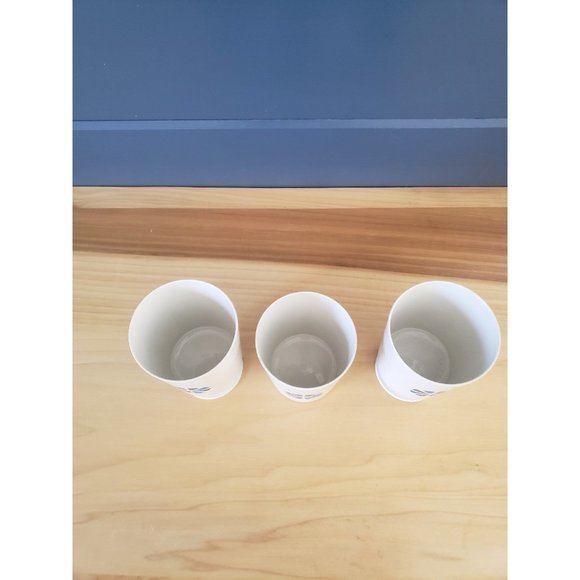 Mid Century Plastic Cups - Picture 3 of 4